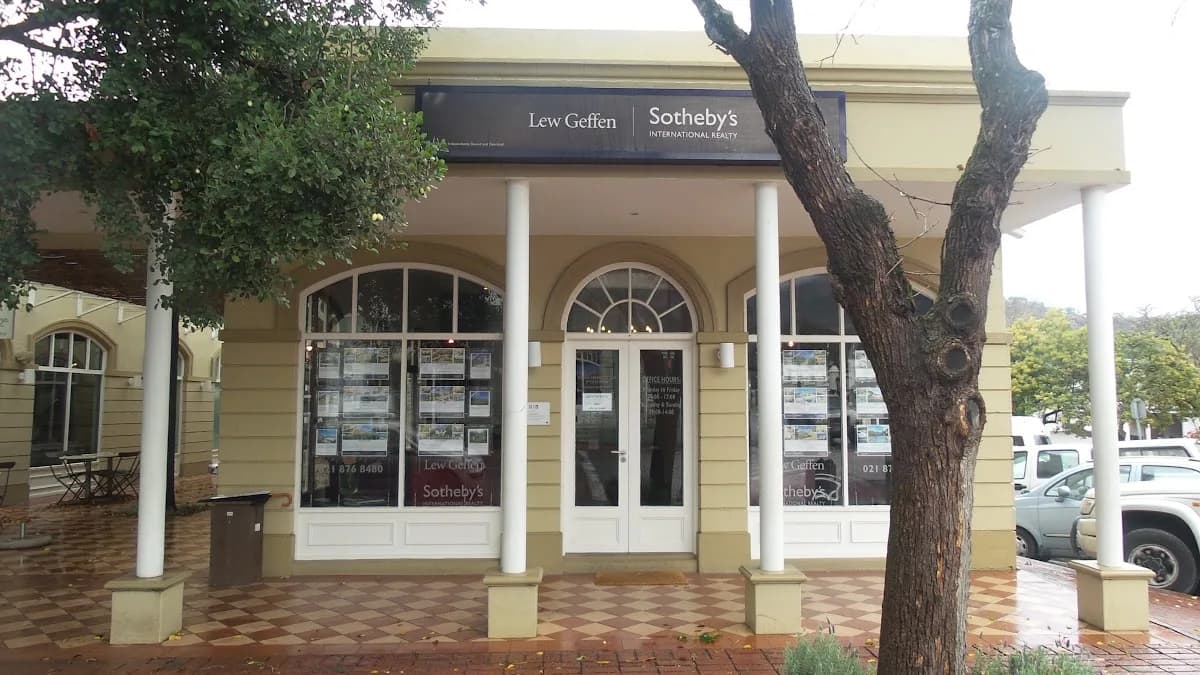 Lew Geffen Sotheby's International Realty Franschhoek in Franschhoek