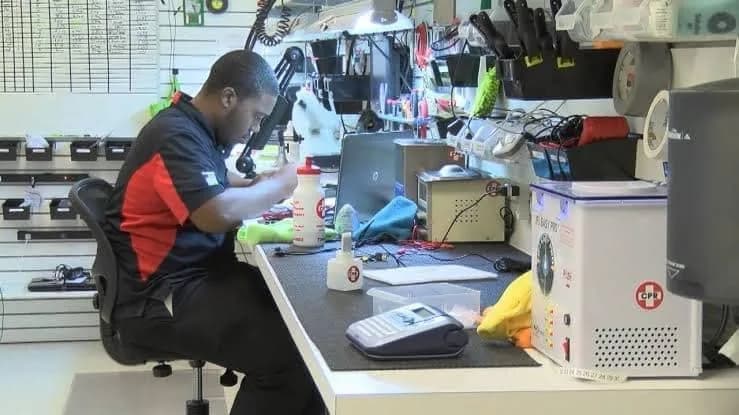 LAS Computers Limited. Laptop and Phone Repair in Kosofe