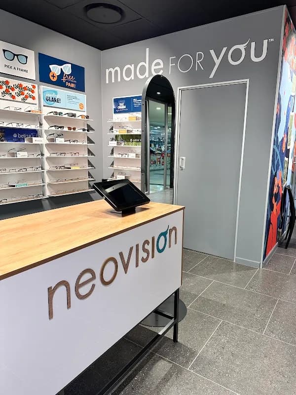 Neovision Optometrist Strand Street in City Bowl