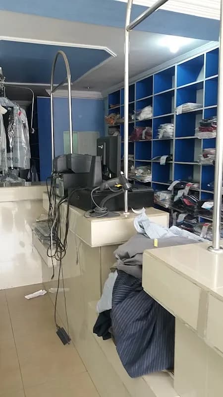Posh Wash Dry Cleaners in Orozo