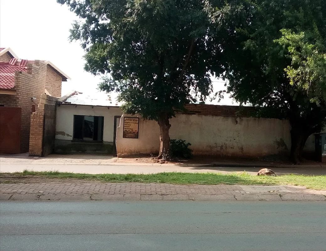 zibonele Internet Cafe in Pimville