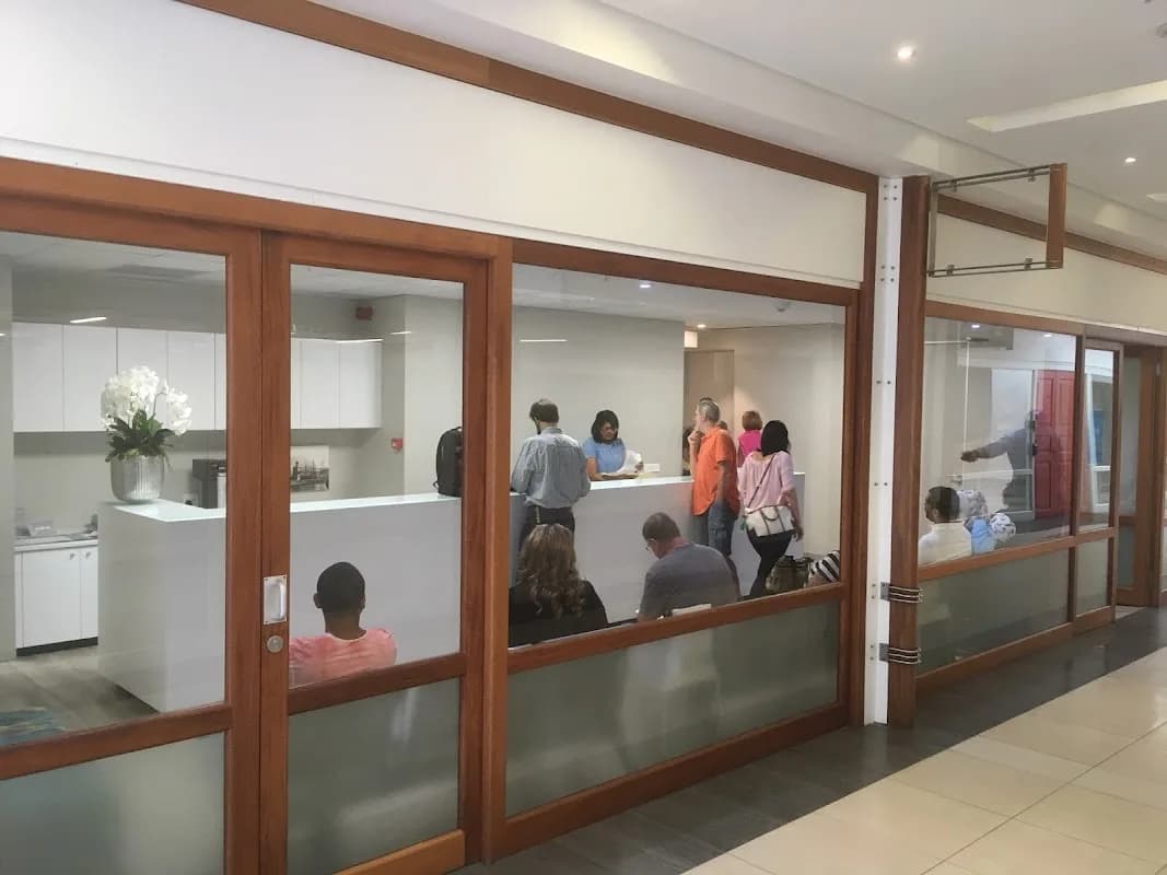 Dr Brauer and Associates in De Waterkant