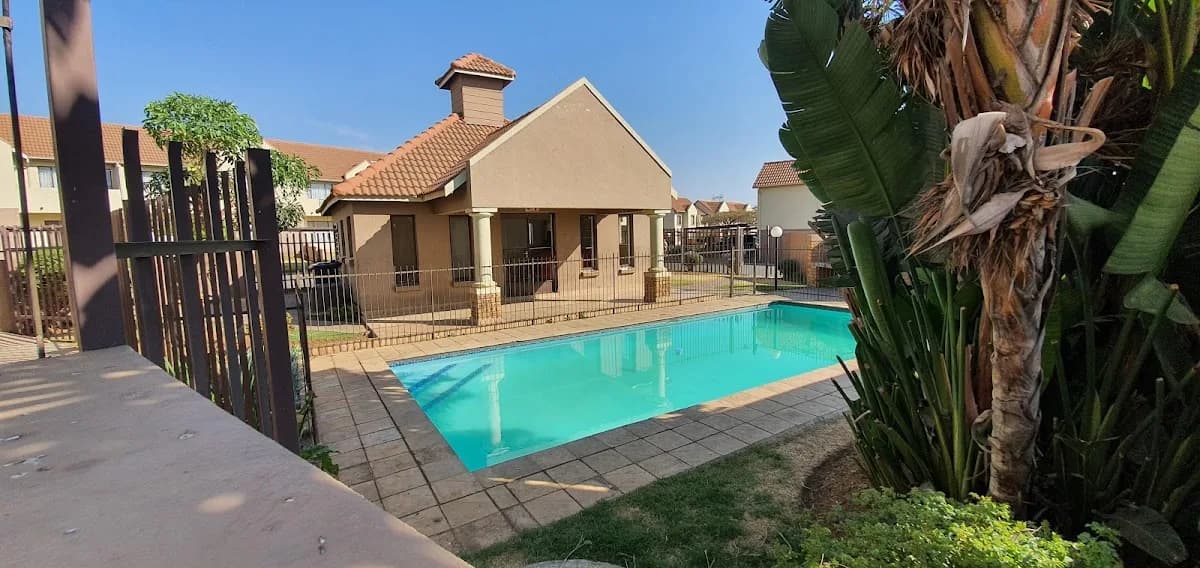 Herronbrook Estates - Esther Park Kempton Park Apartments in Esther Park