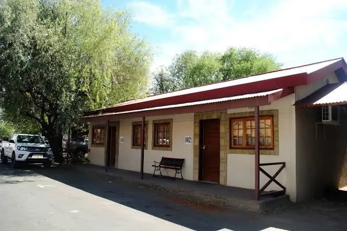 Horseshoe Motel in Monument Heights