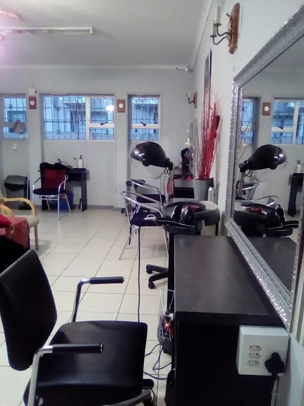 Hair Talks HAIRWISE in Summerstrand