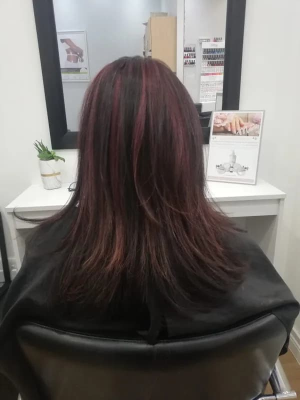 Cheveux Beauty Studio in Springs