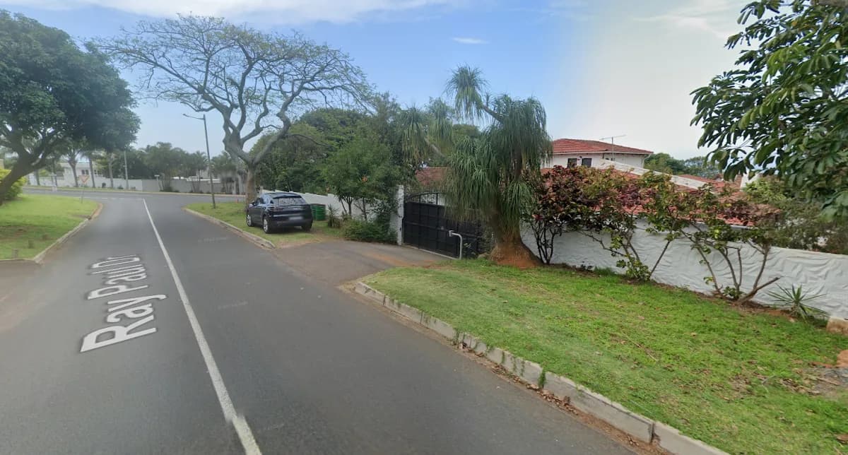 Metric Edge in La Lucia