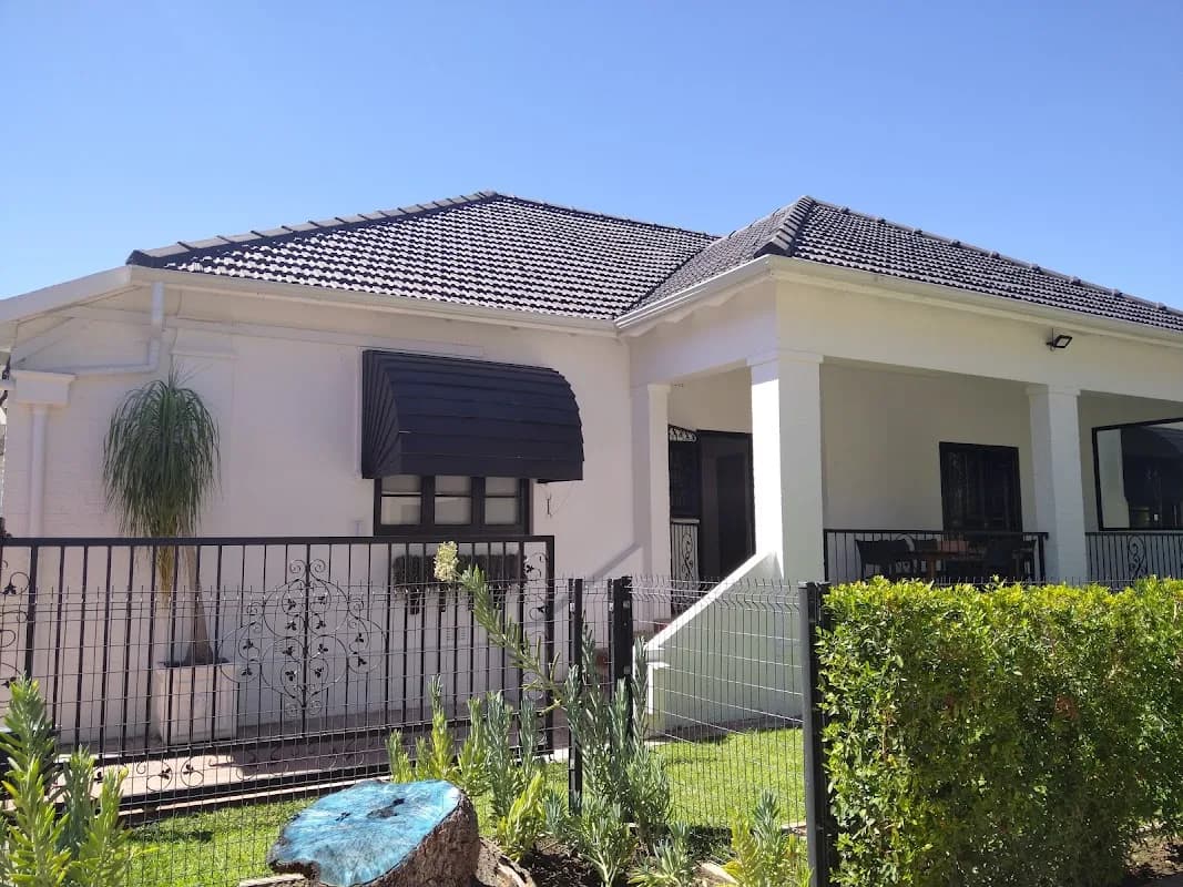 Villa Des Roses in Paarl CBD