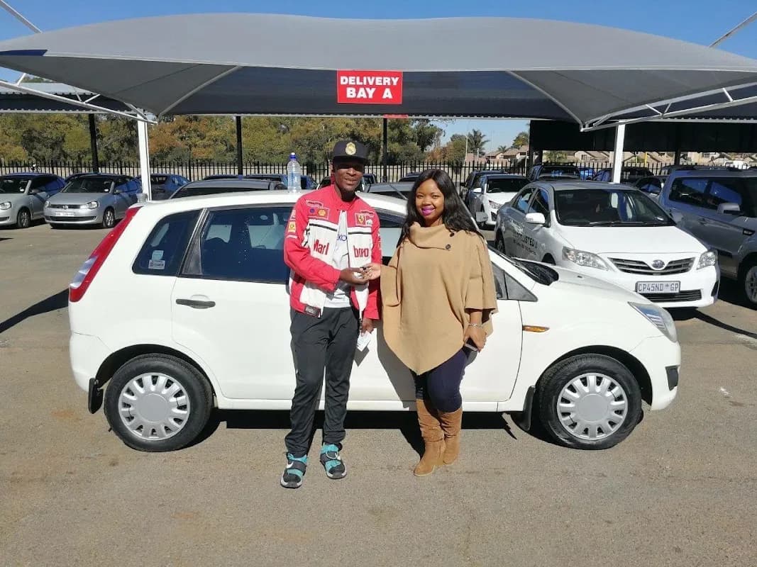 Sandown Motors in Rosebank
