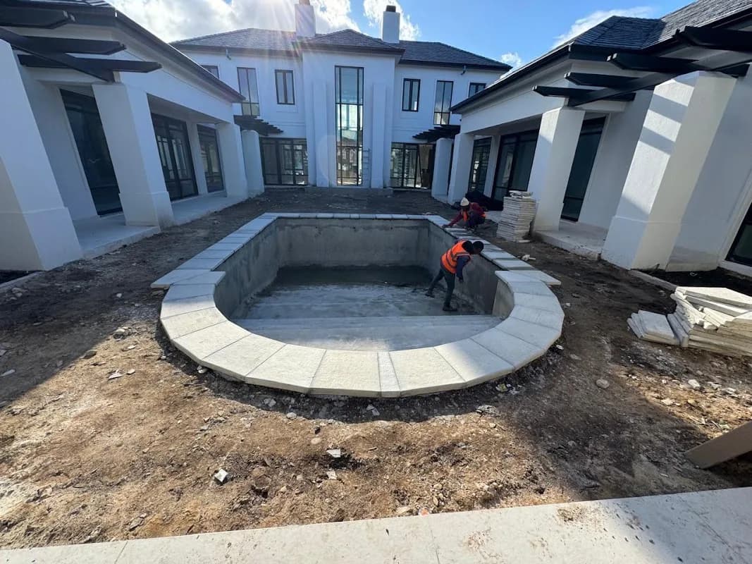 Deep End Pools in Paarl East