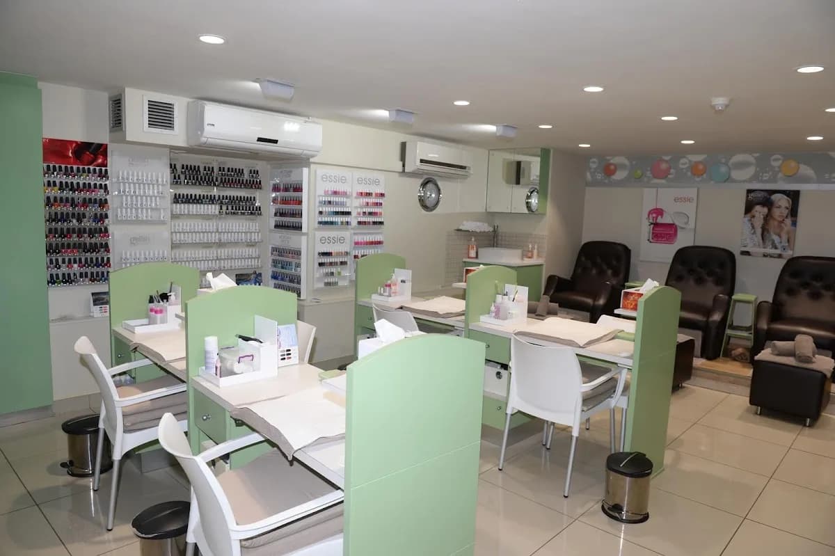 Sorbet Nailbar in Hyde Park
