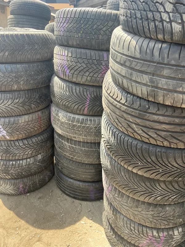 Tyres Hub in Idu