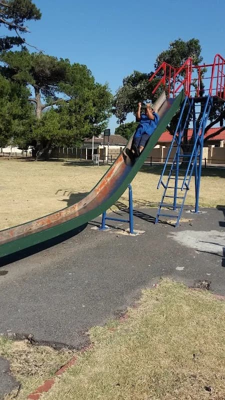 Rondebosch close in Rondebosch