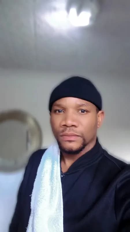 Desmond cleaning services in Norwood