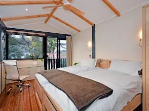 Bamboo Cottage long and short term rental in Braamfontein