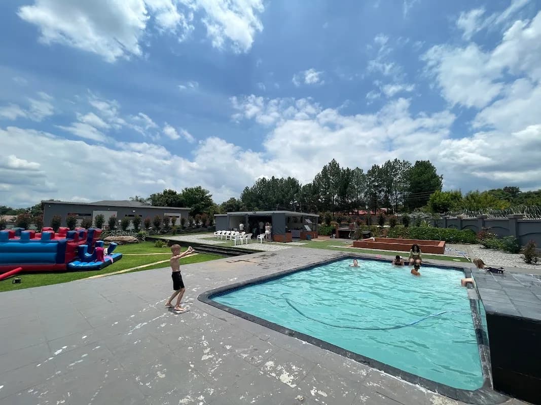 mafini villa centurion in Centurion CBD