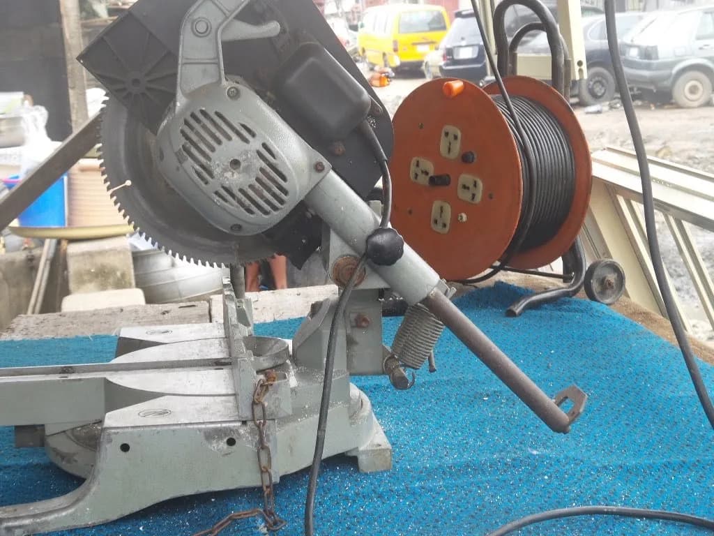 Ajibest Aluminium Mental Products in Aguda