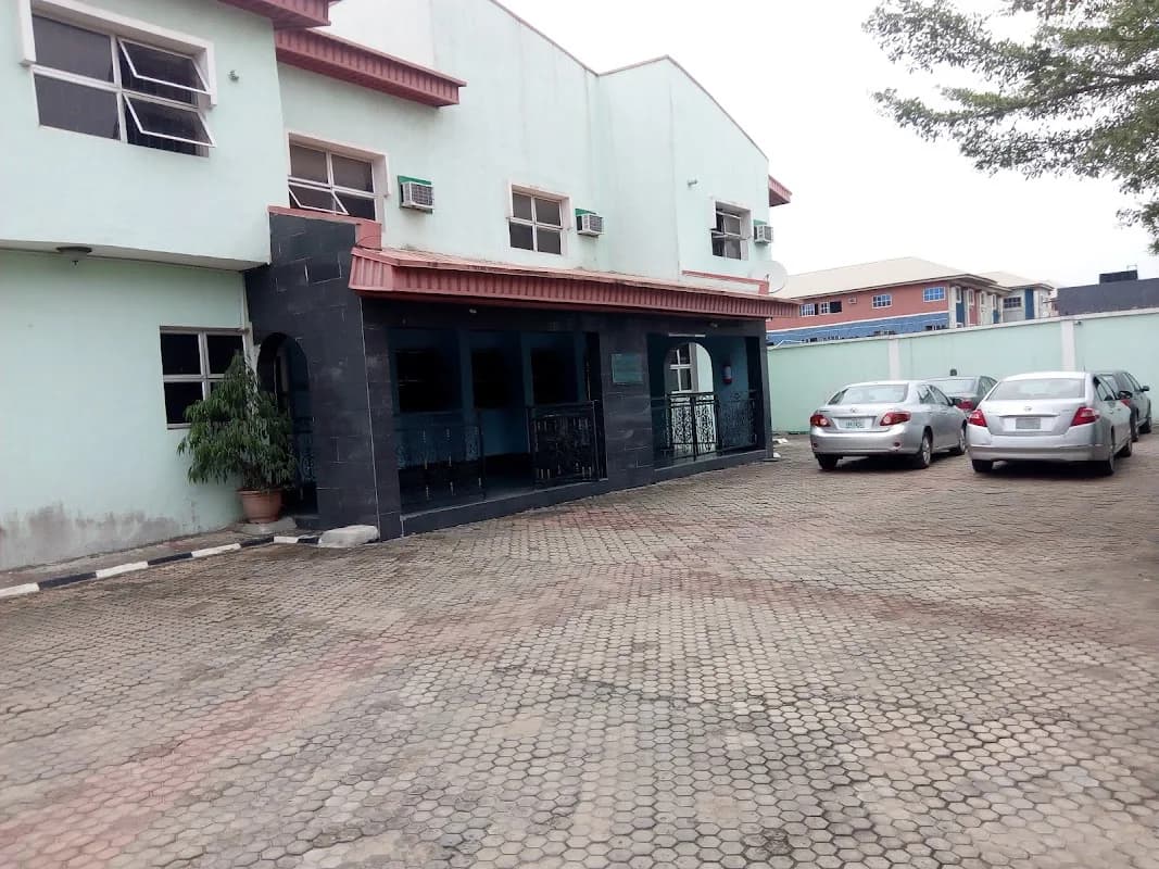 St. Raphaels Hospital Ltd in Isolo