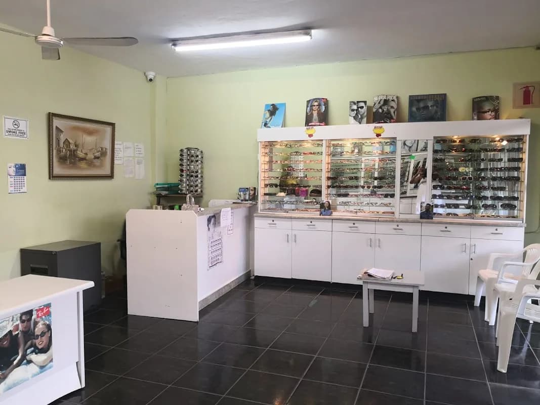 Kasturi Chetty Optometrist in Chatsworth