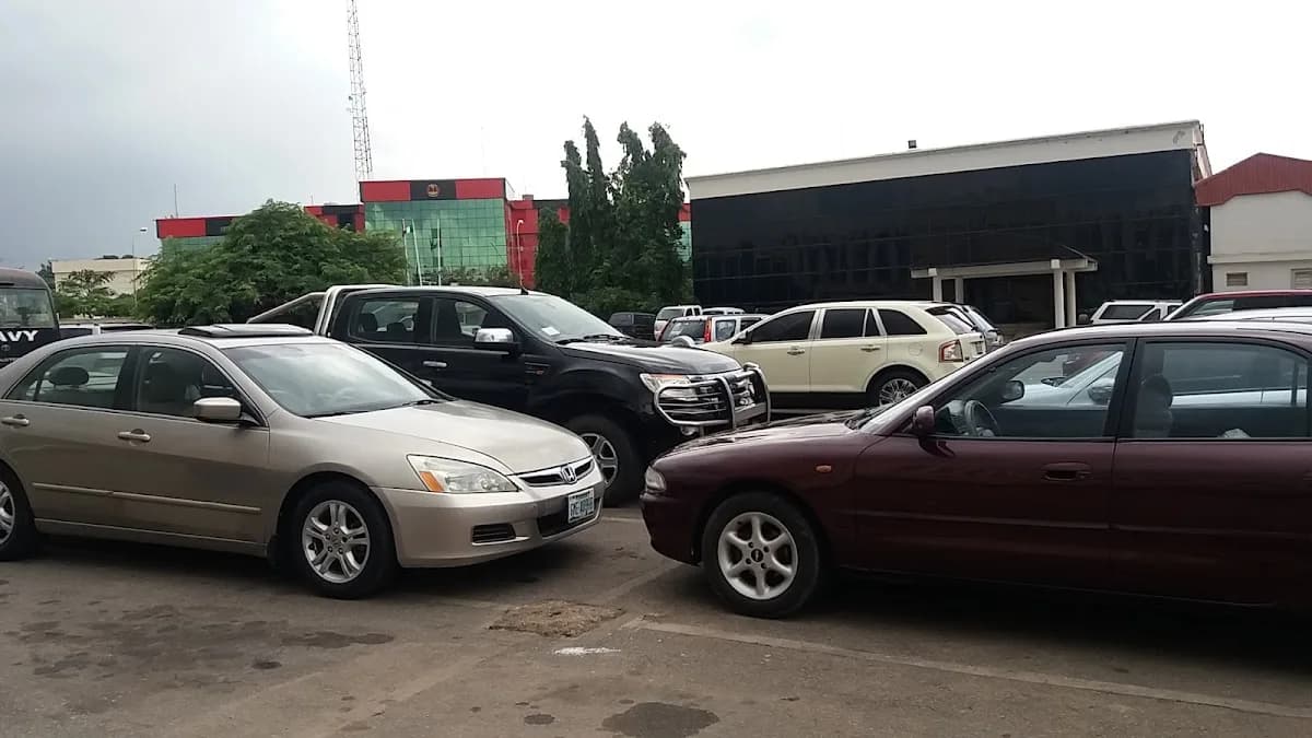 Agura Car Hire in Garki Area 7