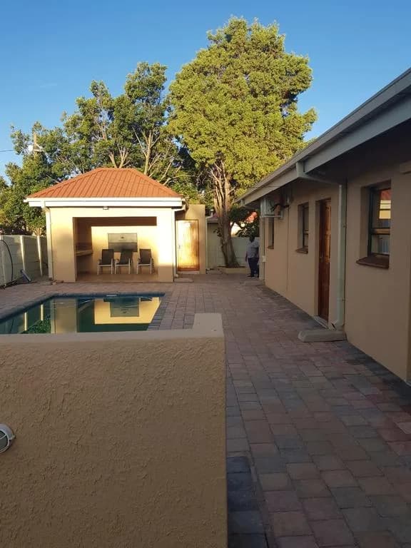 Guesthouse 116 on Mclean in Riebeeckstad