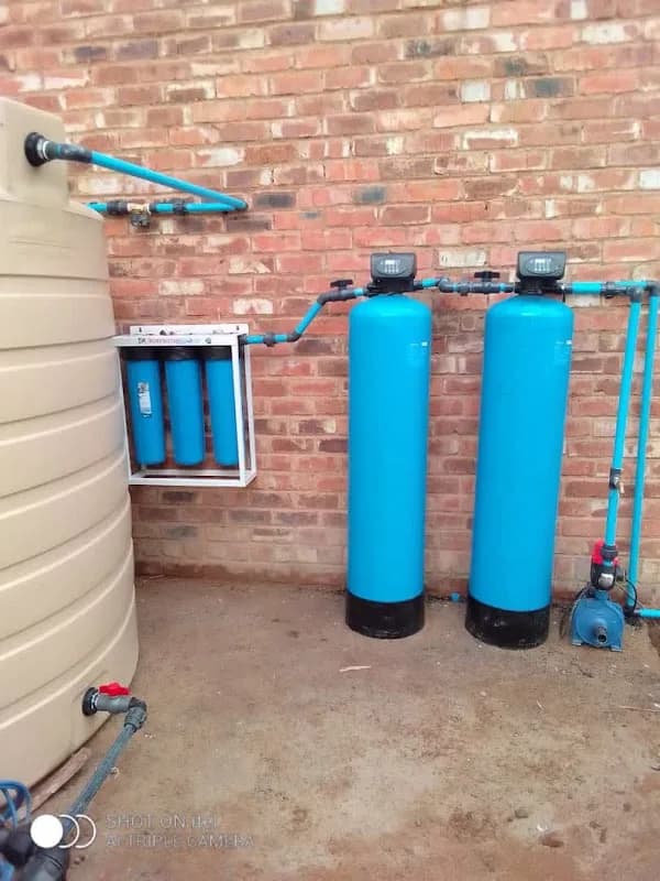 TH PLUMBING in Khayelitsha