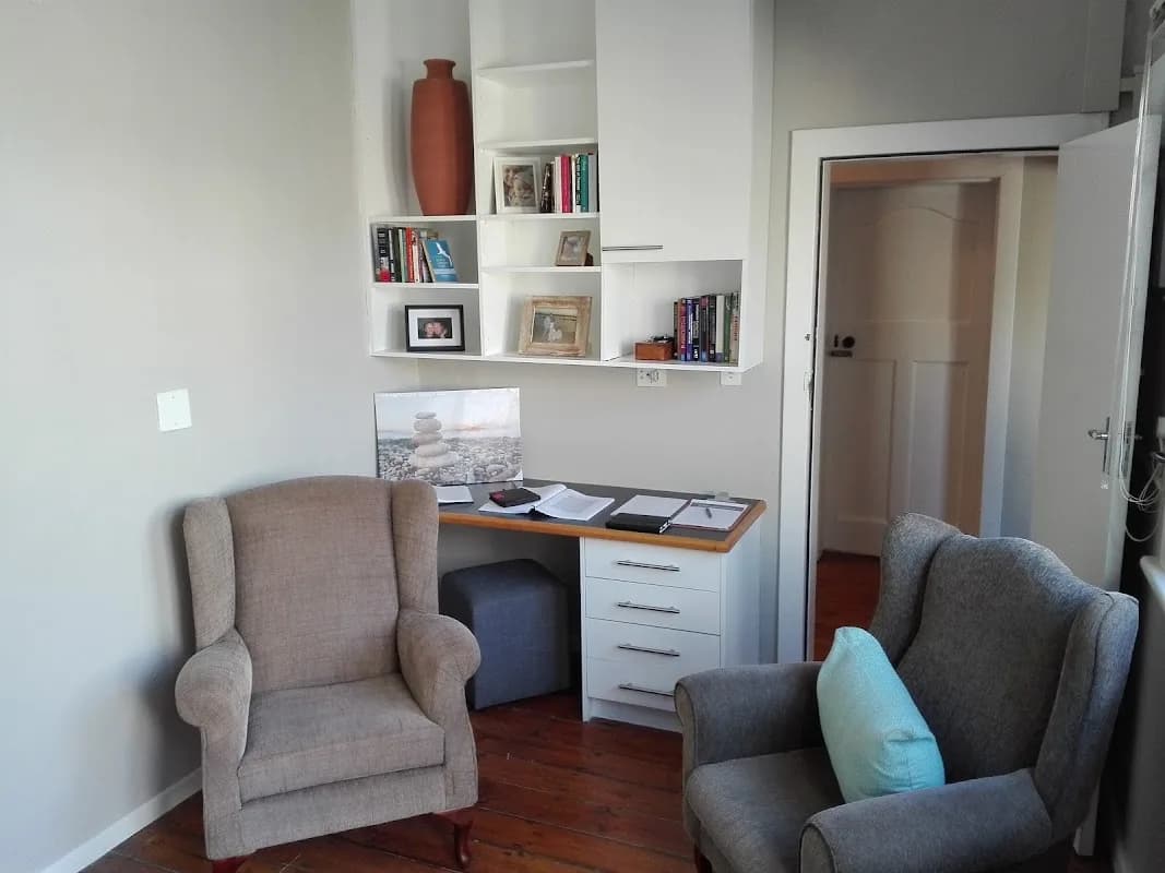 Brett Tiernan Groves - Clinical Psychologist in Constantia