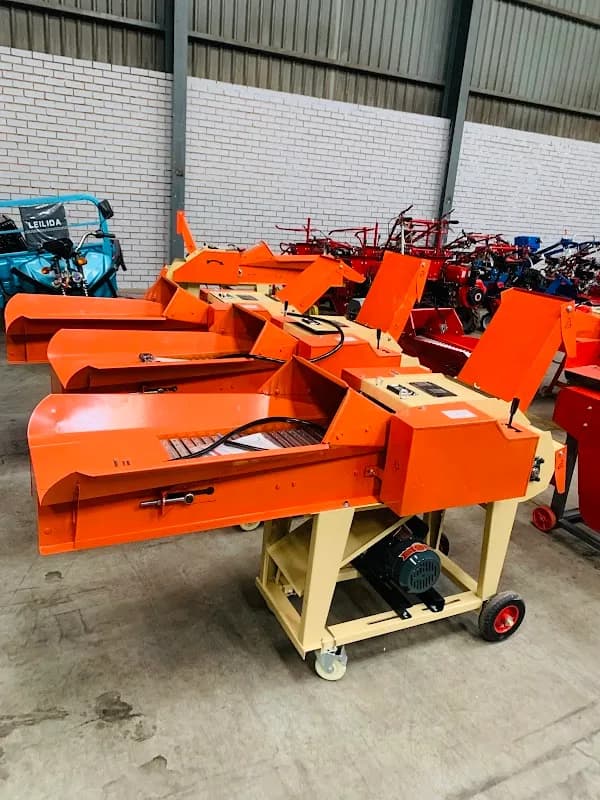 FRD POULTRY FARMING EQUIPMENT PHUTI in Germiston CBD