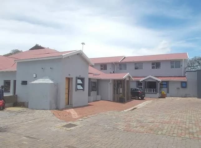 Monarchy Guest House in Newtown