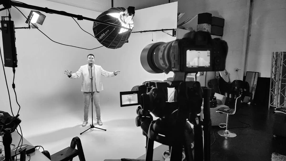 Light Lounge Photography Studio and Productions in Bellville