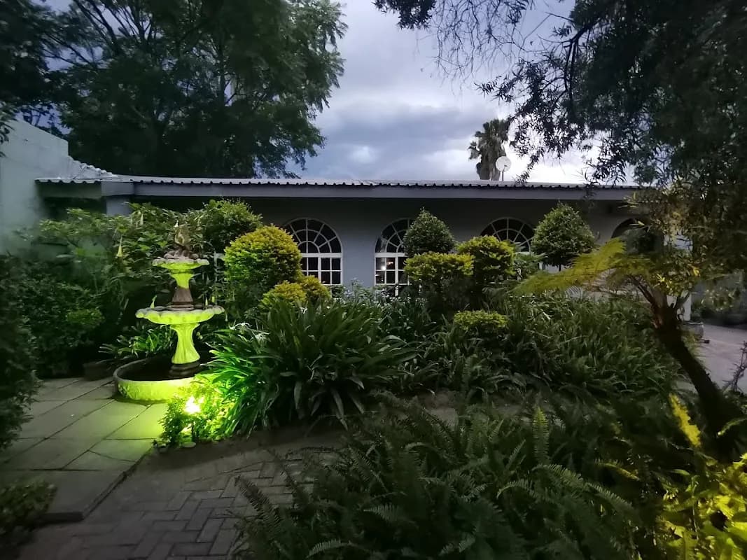Bono Luxury Guesthouse in Tlhabane