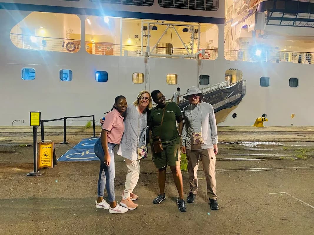 TANOMUNTU TOUR AND TRAVEL in Richards Bay CBD