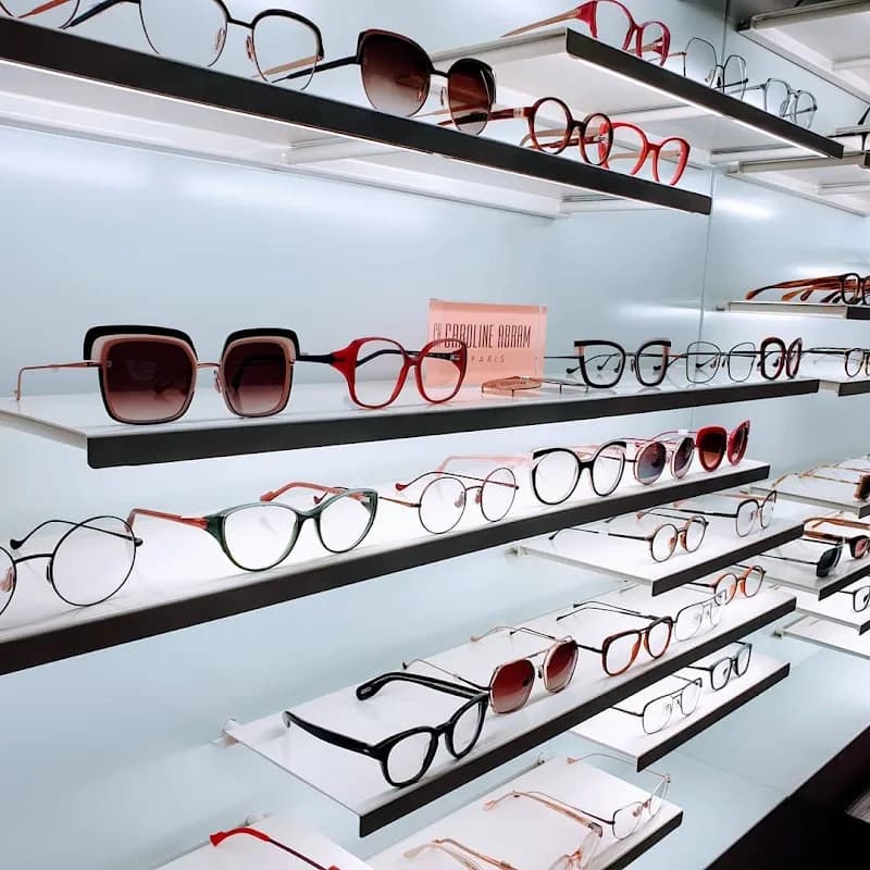 PEERS AND FISHER OPTOMETRISTS in Craighall