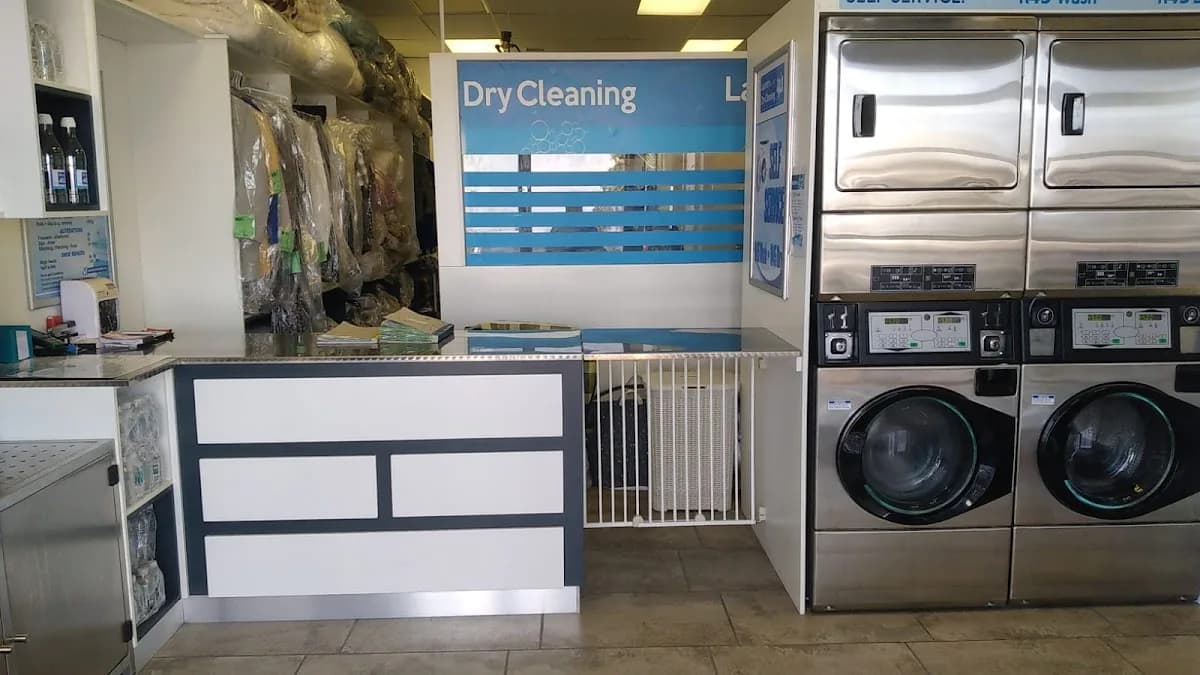 Laundry Dry Cleaning 4U (Plattekloof) in Parow