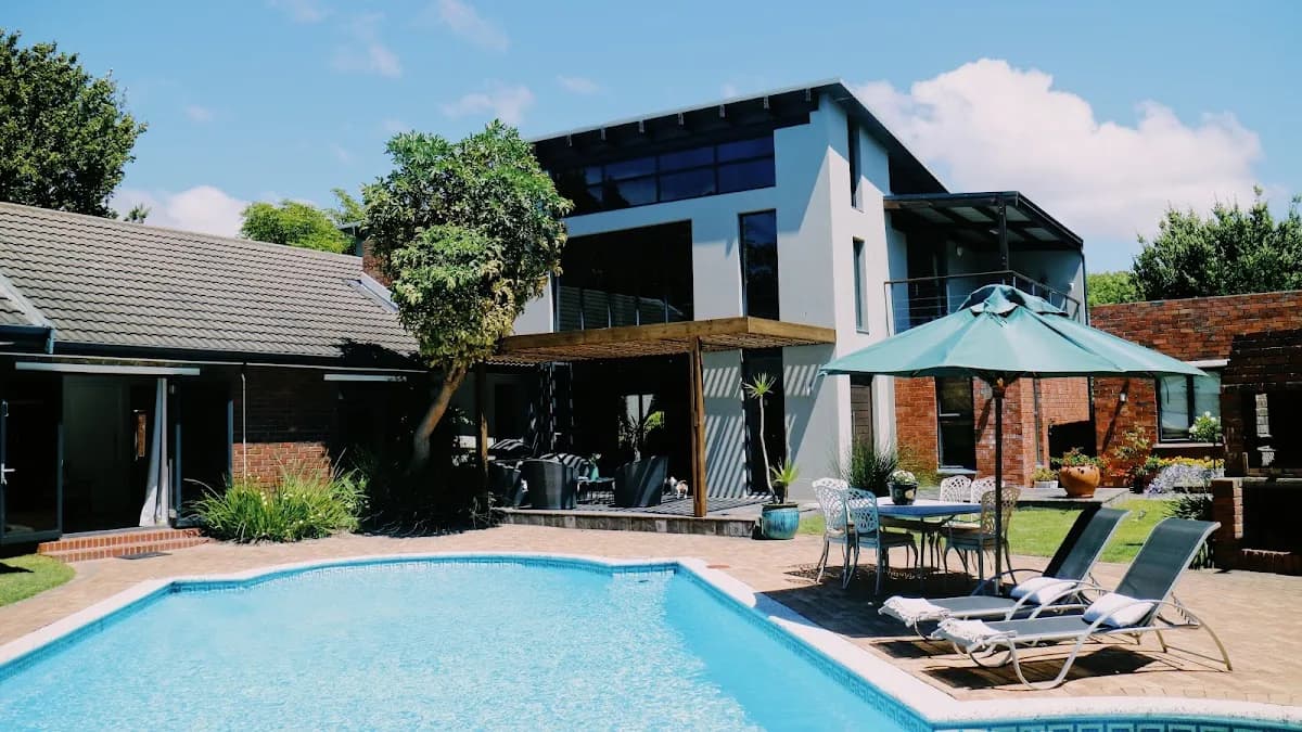 Windsor House in Tokai