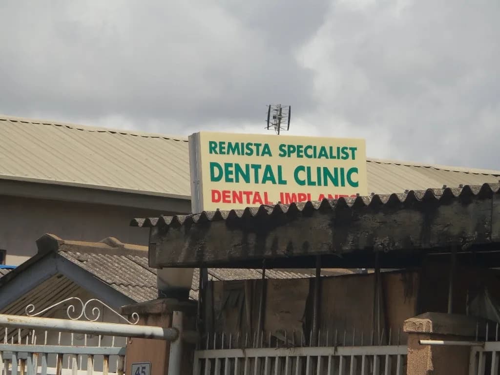 Remista Specialist Dental Clinic in Adeniran Ogunsanya
