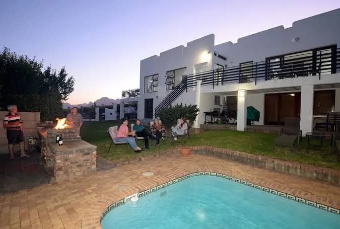 Paarl Mountain Lodge in Paarl CBD