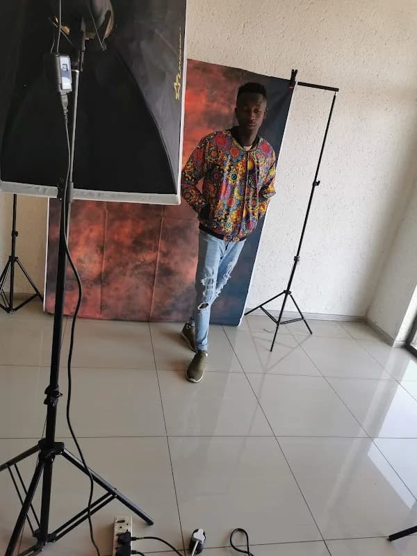 VP Studio Soweto in Soweto
