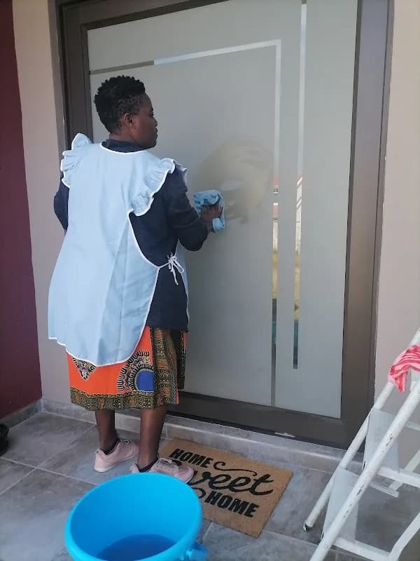 Mbalenhlecleaningservice in Soweto