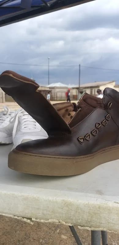 Bread Winner Sneaker Laundry in Mangaung