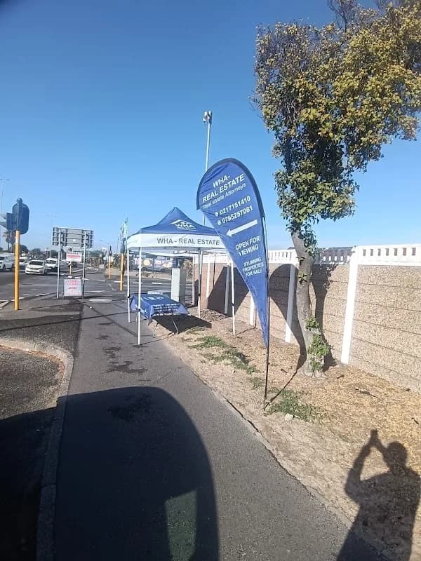 Wayne Hufkie Attorneys in Constantia