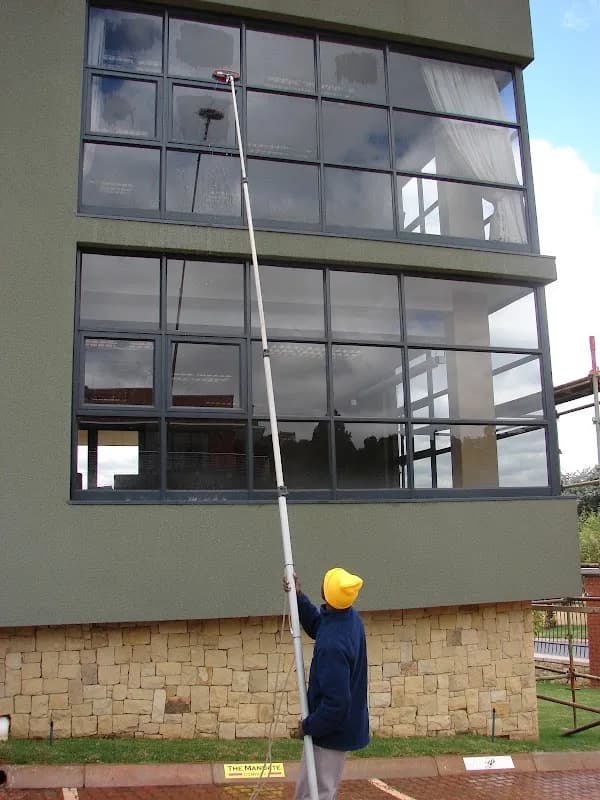 PG Domestic Window & Solar Panel Cleaning in Roodepoort