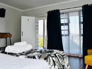 Friendz Guesthouse in Knysna CBD