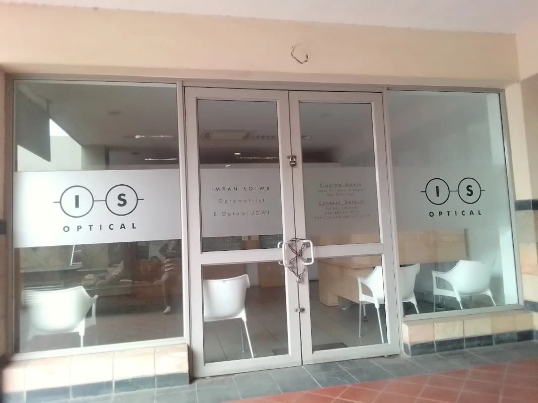 I S Optical in Pinetown
