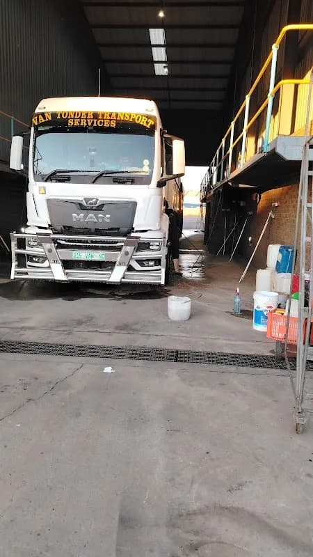 Adaboy @ Van Tonder Transport in Silverton