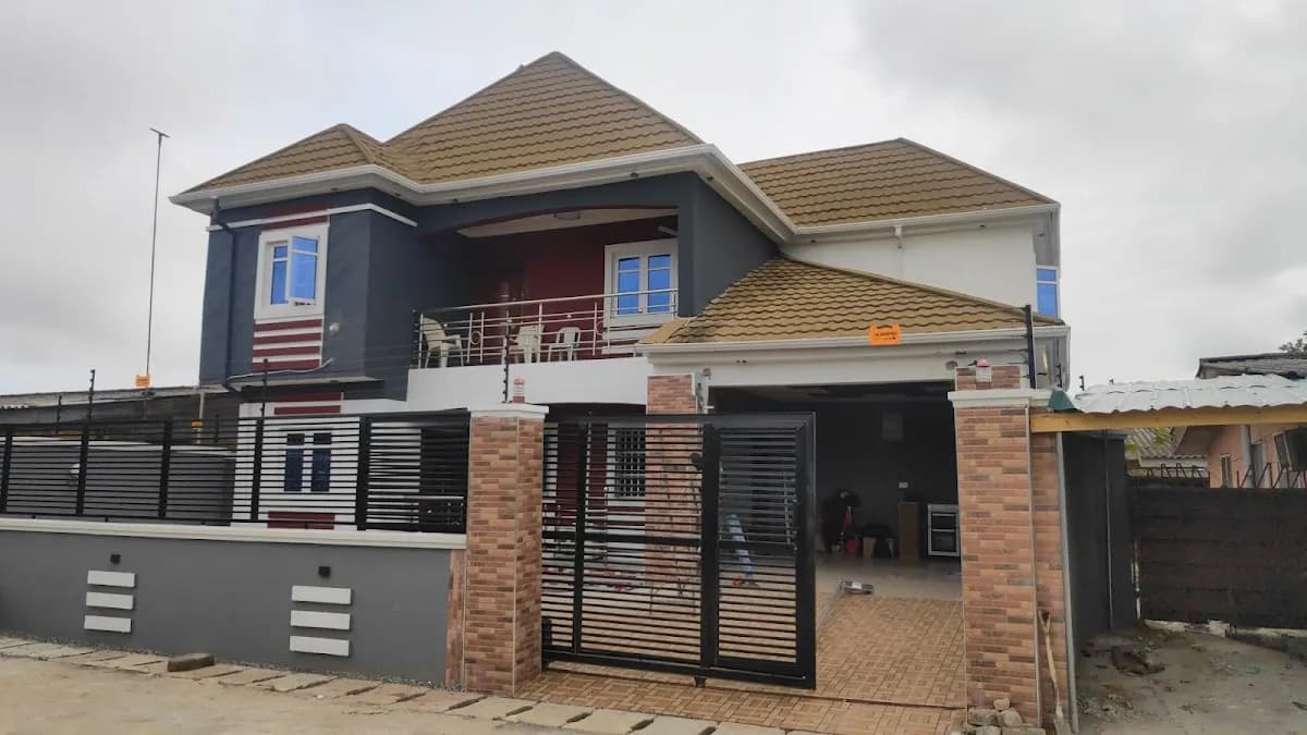 Chevron Estate in Satellite Town