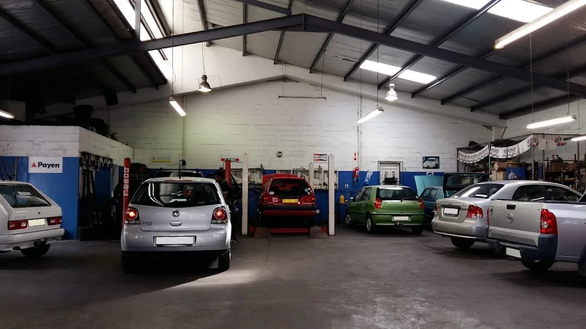 Alan Edwards Motors in Claremont
