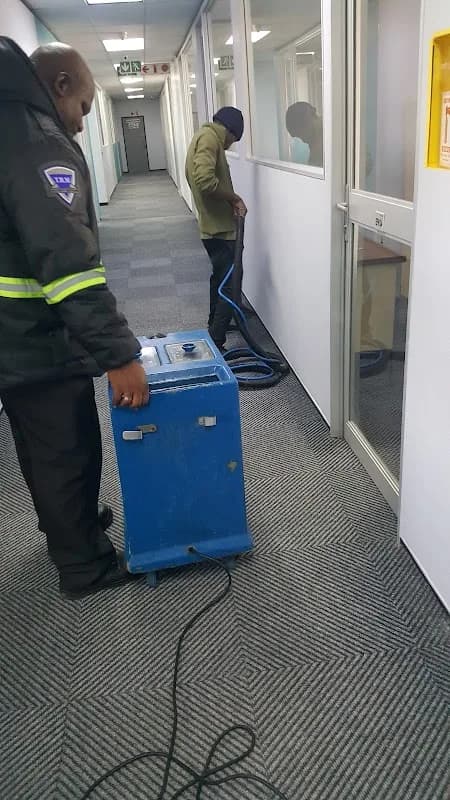 CLEANING CREW SOLUTIONS in Edenvale