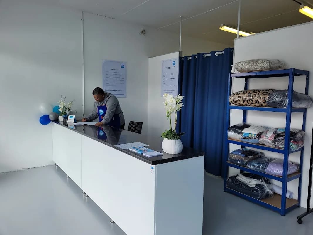 Crisp & Clean Laundry Plumstead in Constantia