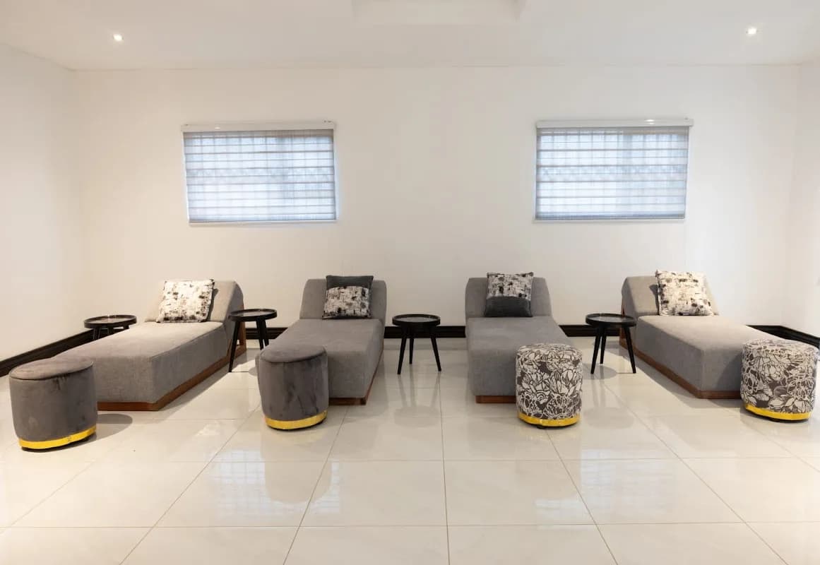 DeeCinta Health Spa in Weltevreden Park